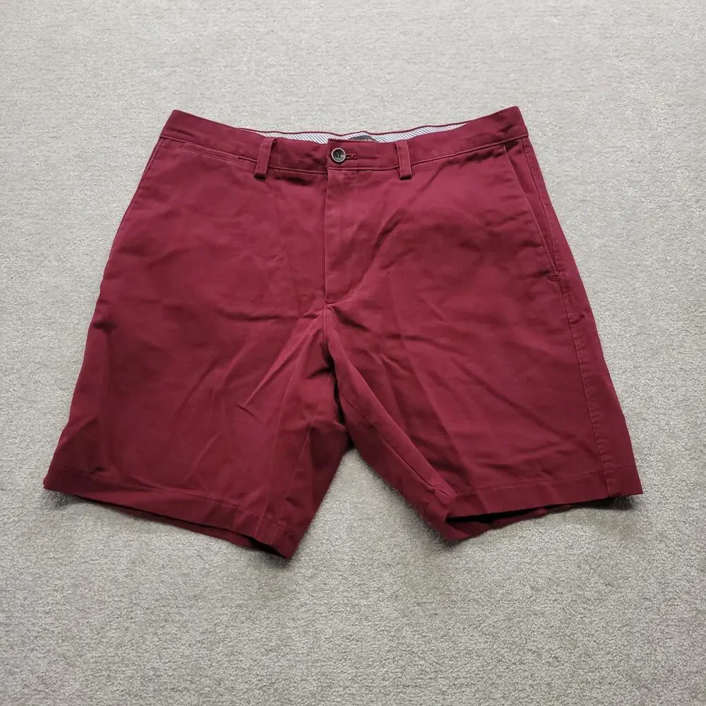 Banana Republic Mens Size 34 Burgundy Chino Shorts Flat Front Casual